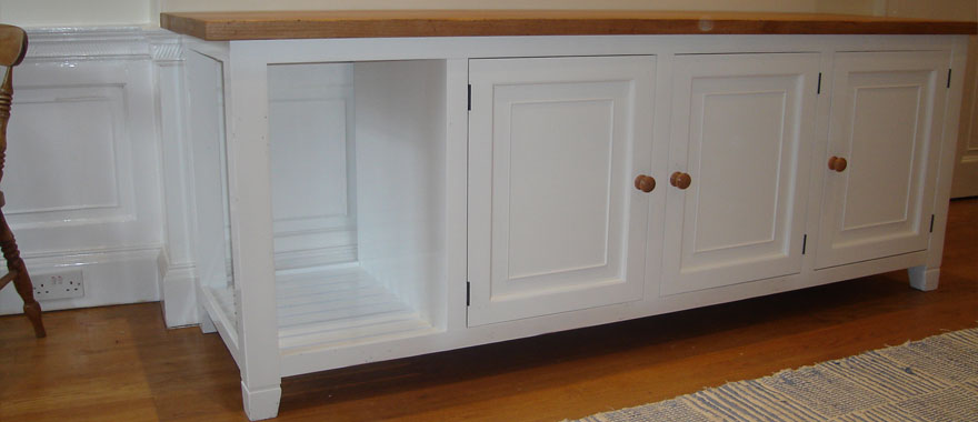 Mackintosh Manufacturing - Quality Bespoke Furniture